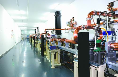 “中國第(di)一，世界最(zui)亮”：我(wo)國成功研製世界上